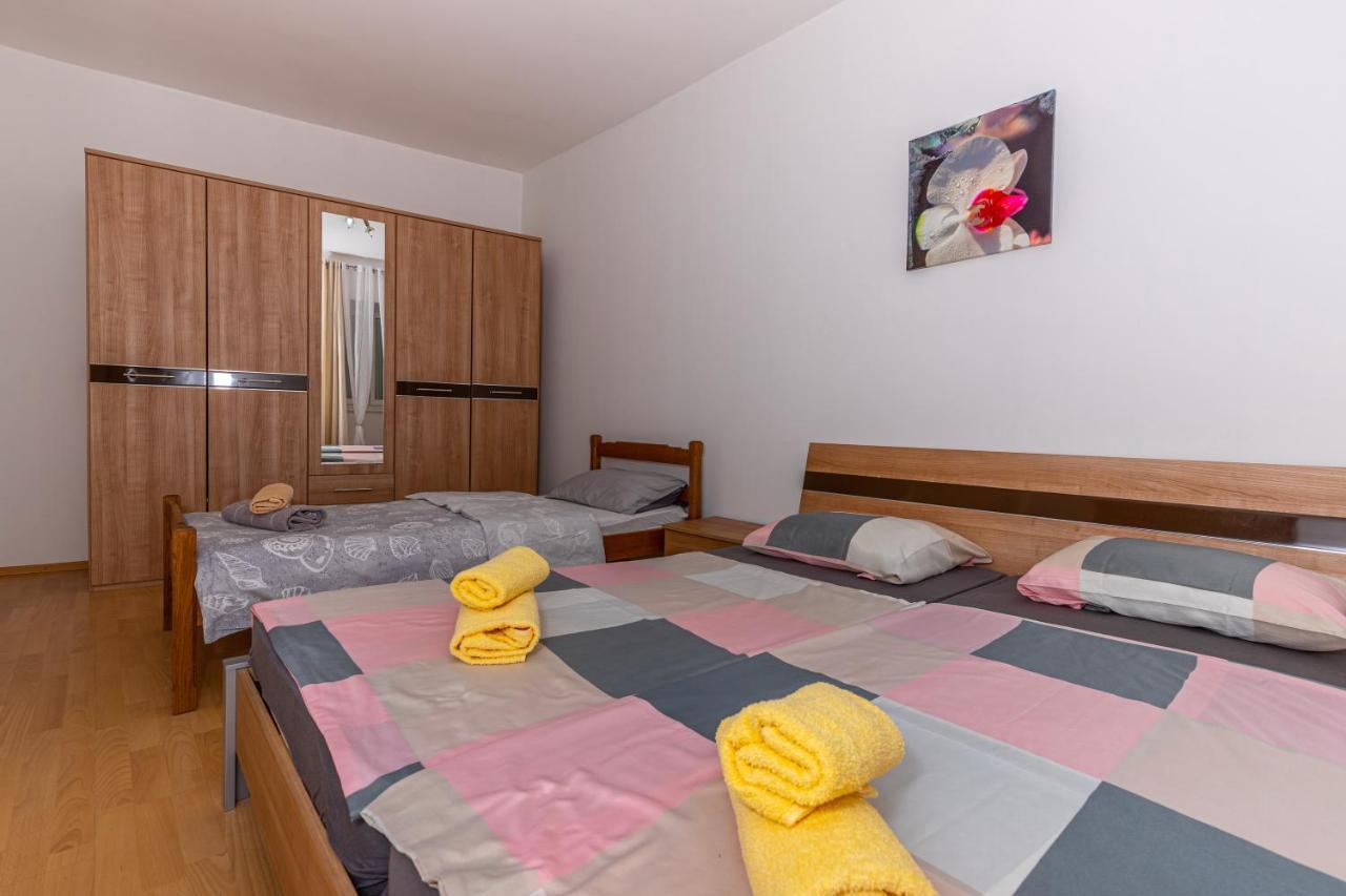 Apartmani Gabrijela Crikvenica Exterior photo