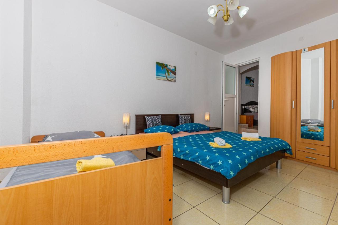 Apartmani Gabrijela Crikvenica Exterior photo