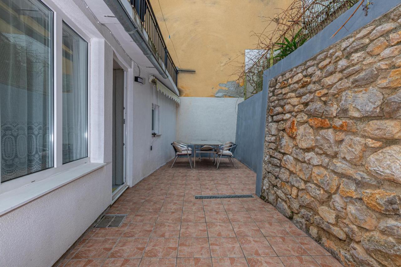Apartmani Gabrijela Crikvenica Exterior photo