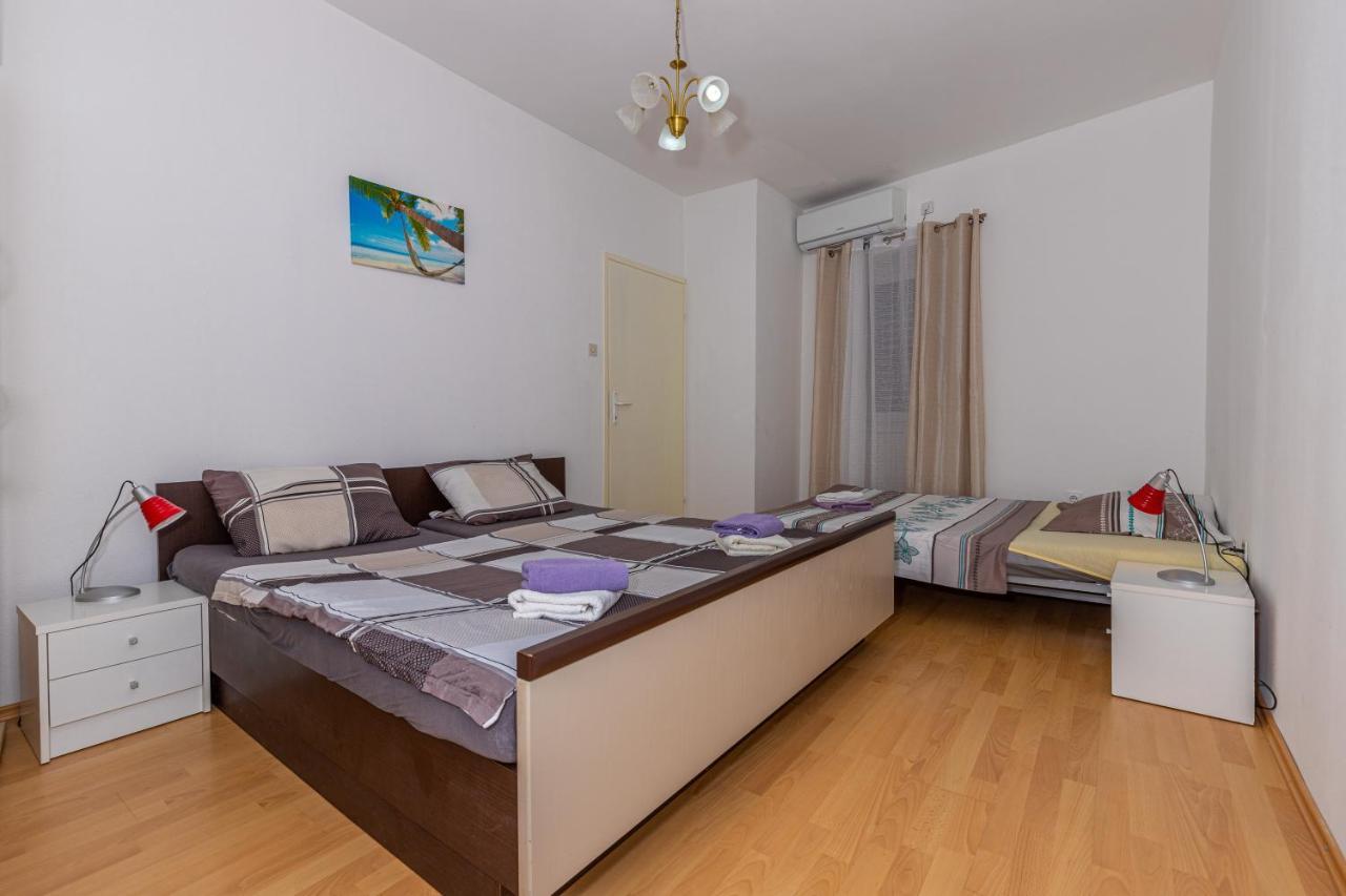 Apartmani Gabrijela Crikvenica Exterior photo